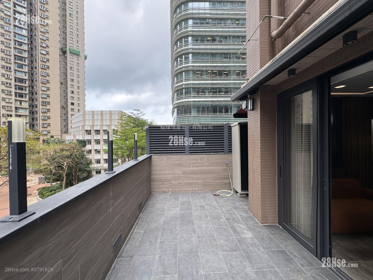 Fu Lee Loy Mansion Rental 1 Bedroom , 1 Bathroom 238 ft²