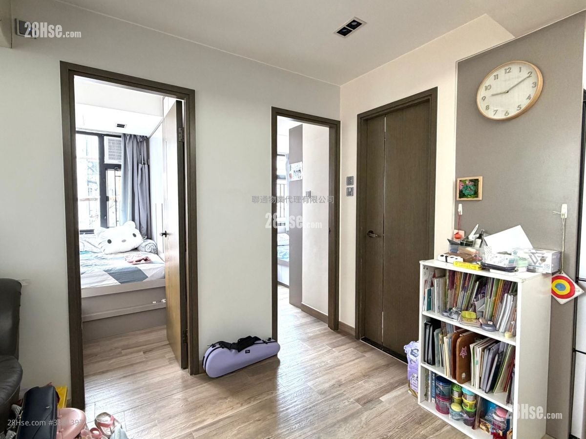 On Wo Gardens Sell 2 Bedrooms , 1 Bathroom 409 ft²