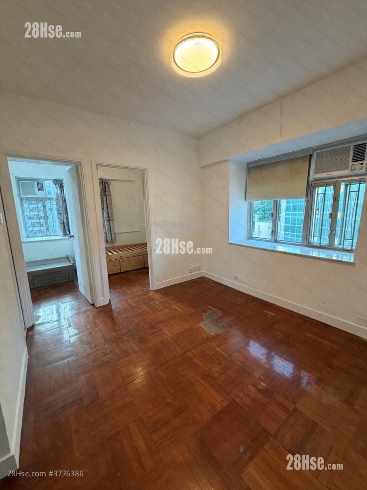 Jumbo Building Sell 2 Bedrooms , 1 Bathroom 335 ft²