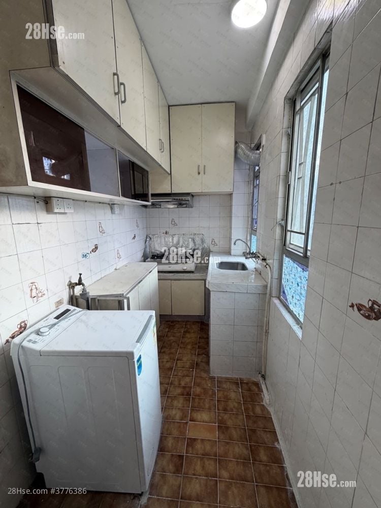 Jumbo Building Sell 2 Bedrooms , 1 Bathroom 335 ft²