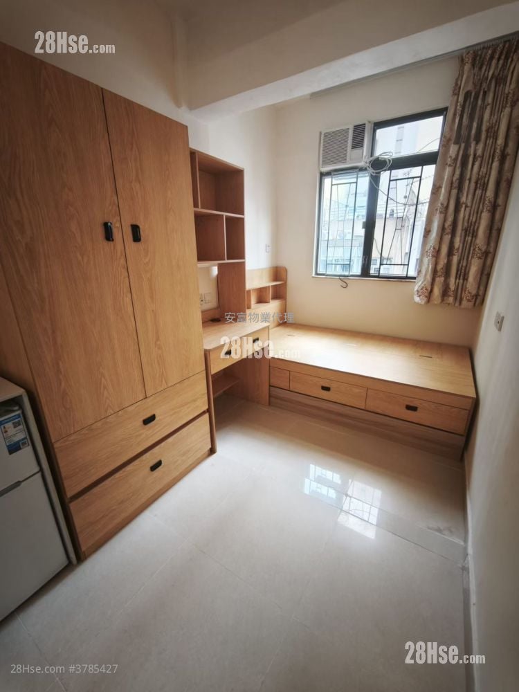 Nam Shing Court Rental 2 Bedrooms , 1 Bathroom 120 ft²