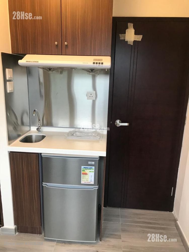 唐楼 租盘 1 浴室 110 平方尺