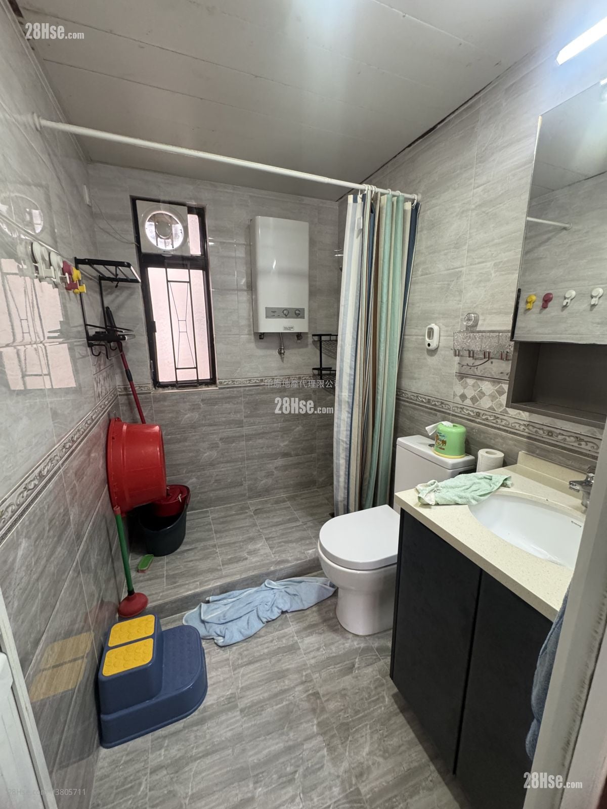 Shatin Plaza Sell 3 Bedrooms , 1 Bathroom 612 ft²