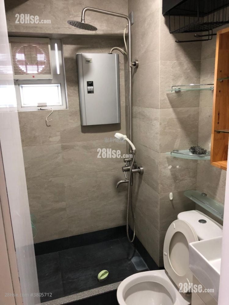 山翠苑 售盘 2 房 , 1 浴室 374 平方尺