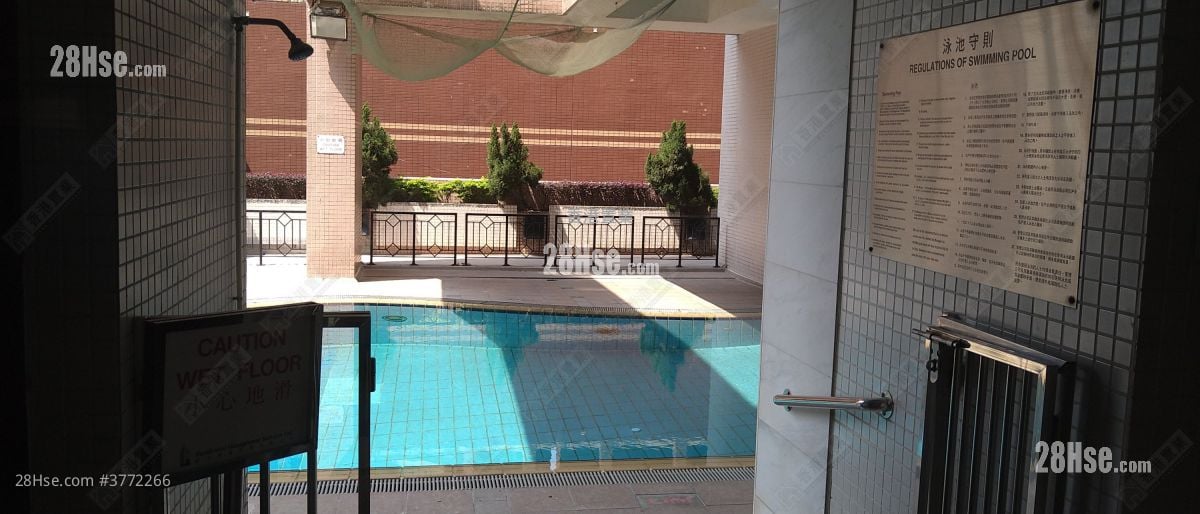 Ying Piu Mansion Sell 3 Bedrooms , 2 Bathrooms 703 ft²