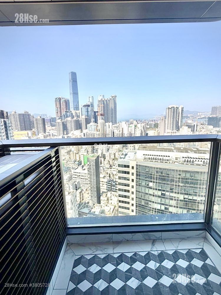 Topside Residence Rental 3 Bedrooms , 2 Bathrooms 569 ft²