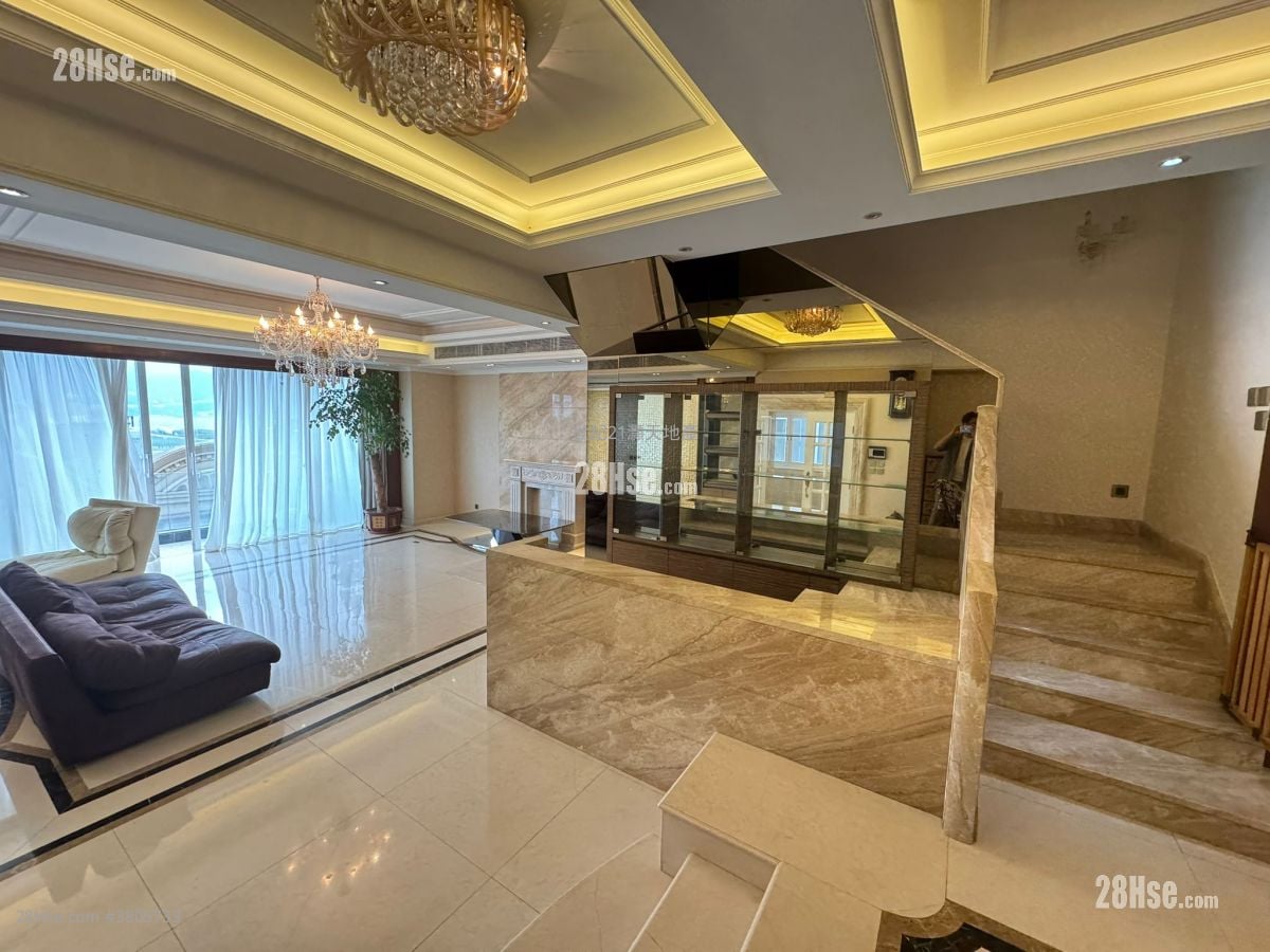 比华利山别墅 租盘 5+ 房 , 5+ 浴室 3,272 平方尺