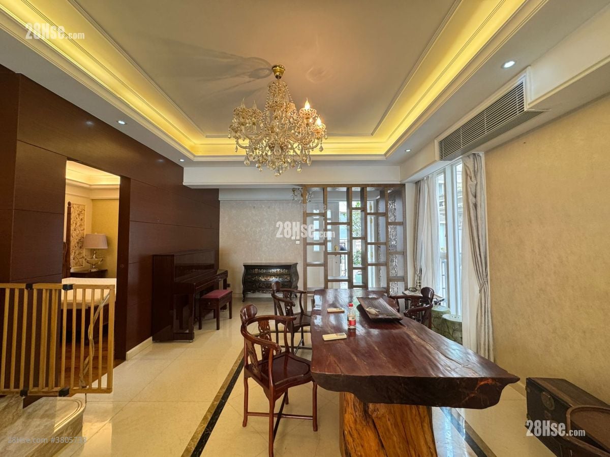 比华利山别墅 租盘 5+ 房 , 5+ 浴室 3,272 平方尺