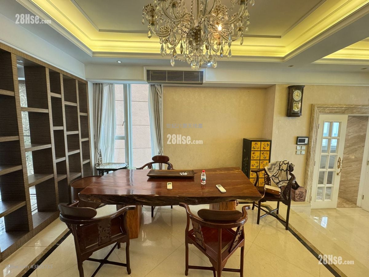 比华利山别墅 租盘 5+ 房 , 5+ 浴室 3,272 平方尺