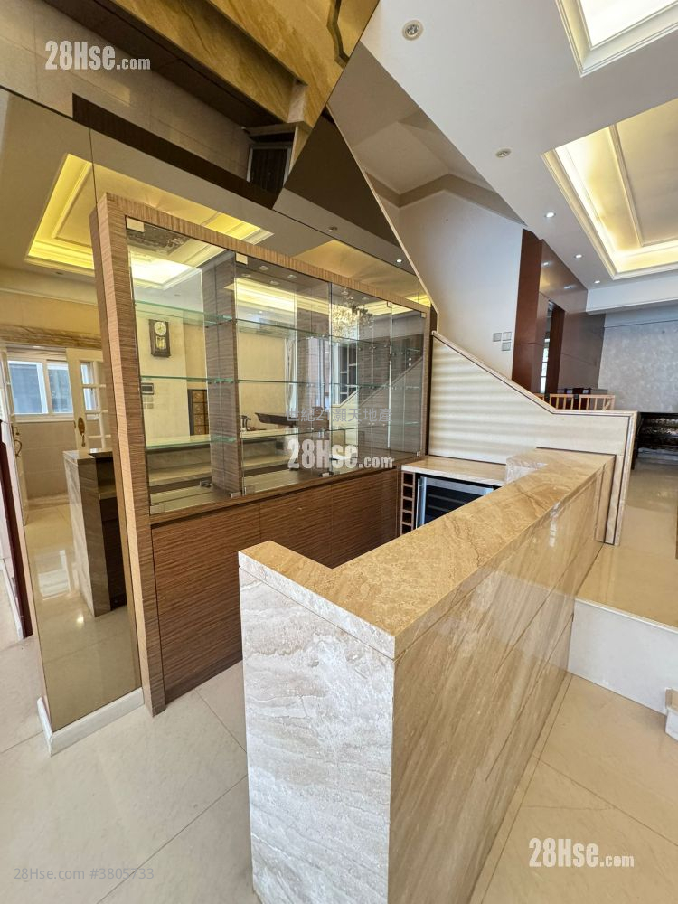 比华利山别墅 租盘 5+ 房 , 5+ 浴室 3,272 平方尺