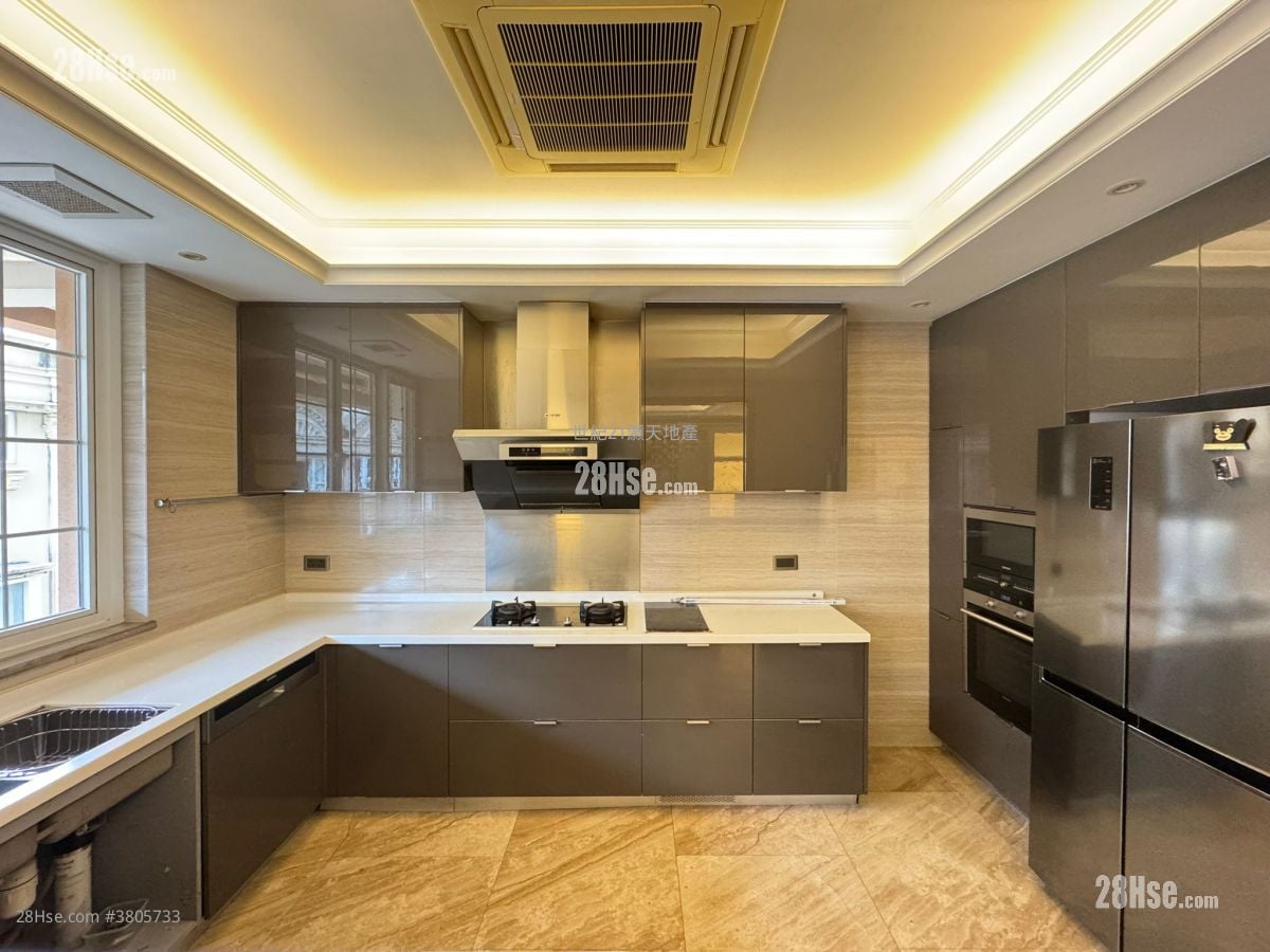 比华利山别墅 租盘 5+ 房 , 5+ 浴室 3,272 平方尺