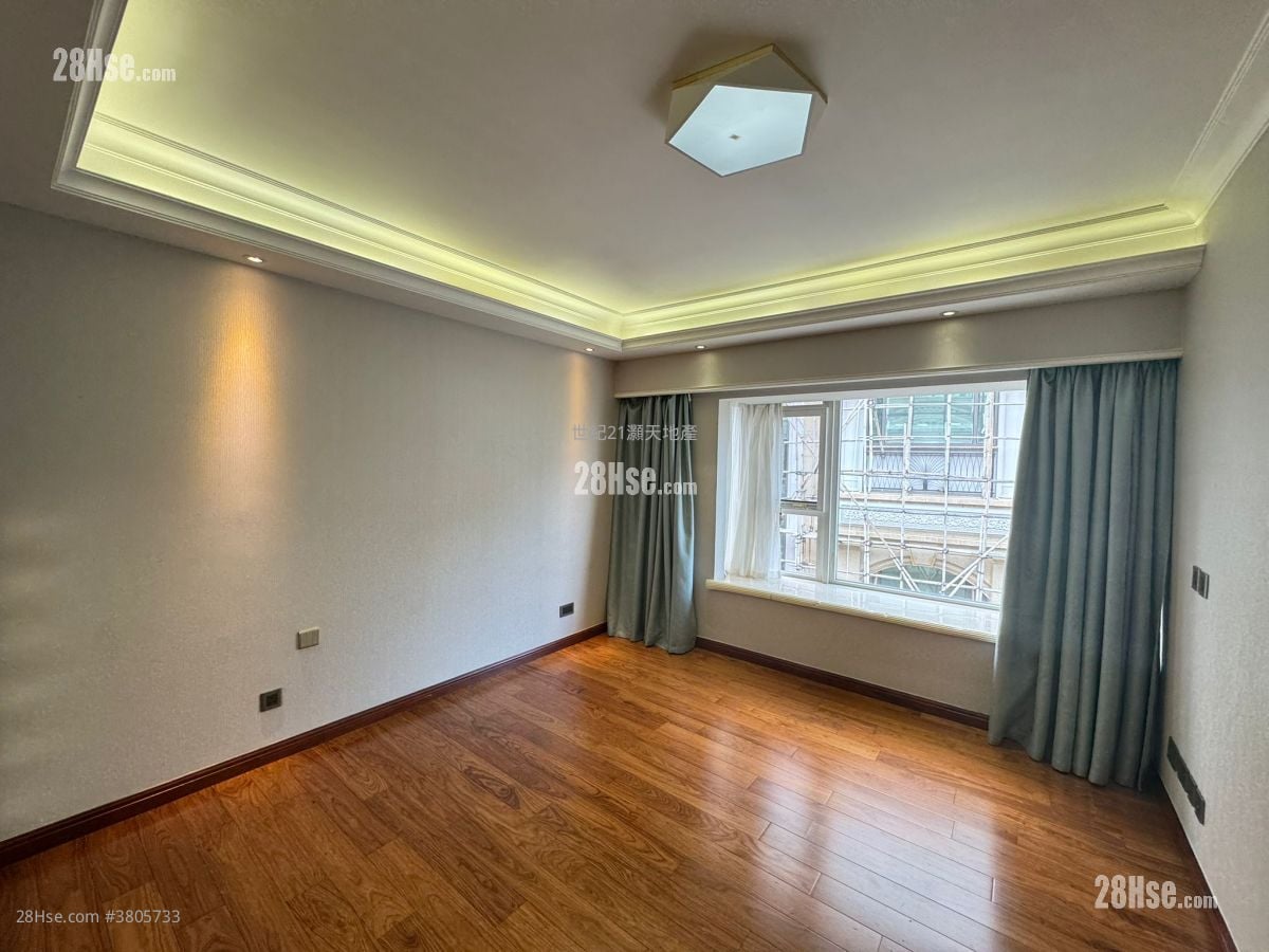 比华利山别墅 租盘 5+ 房 , 5+ 浴室 3,272 平方尺