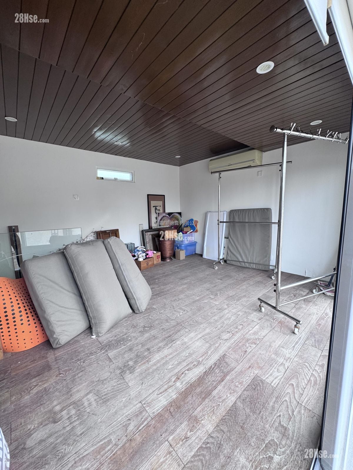 国城大厦 售盘 3 房 , 2 浴室 1,061 平方尺