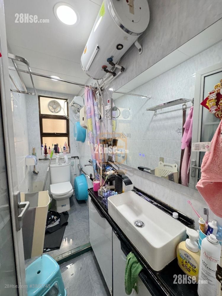 Village Sell 2 Bedrooms , 1 Bathroom