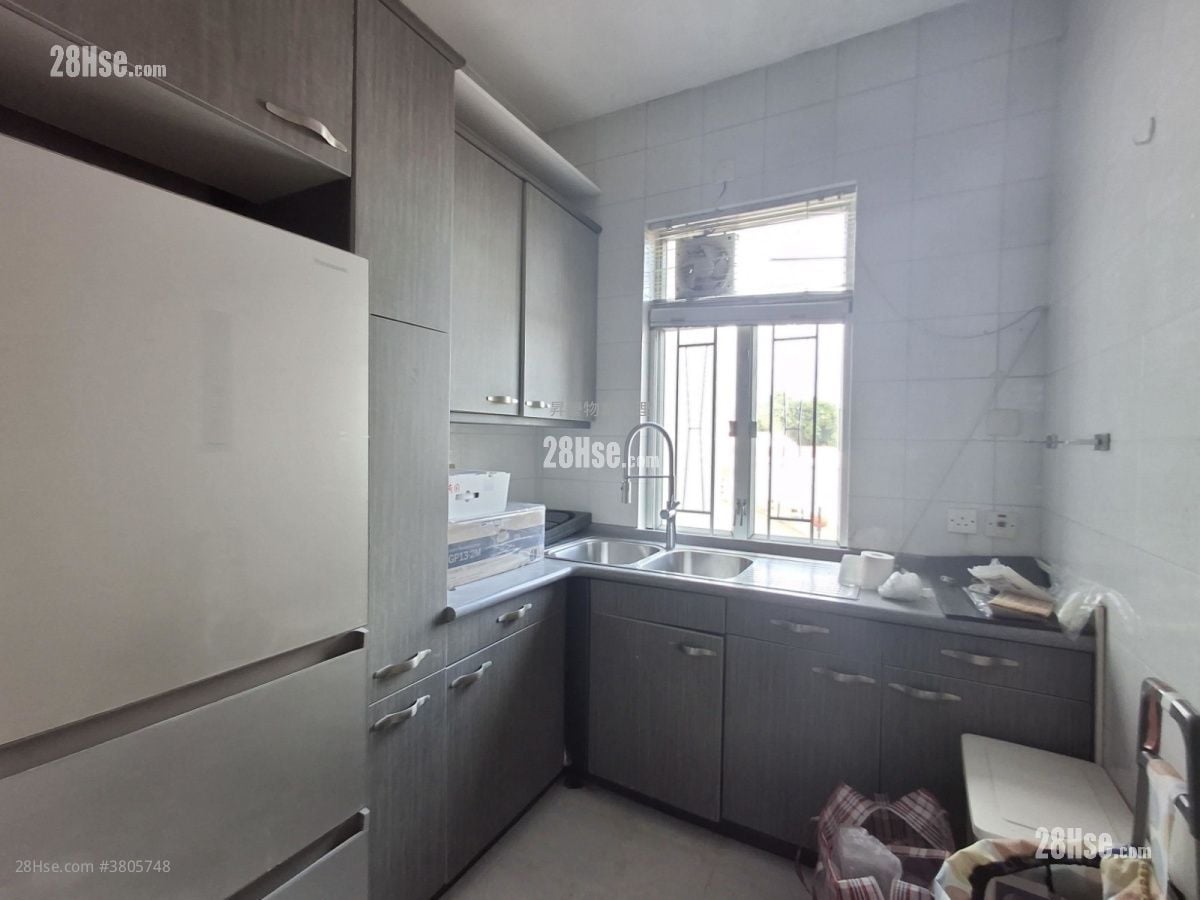 松涛苑 租盘 3 房 , 3 浴室 1,822 平方尺