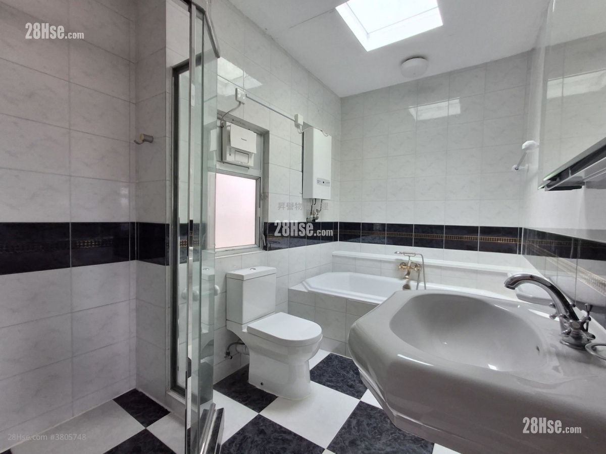 松涛苑 租盘 3 房 , 3 浴室 1,822 平方尺