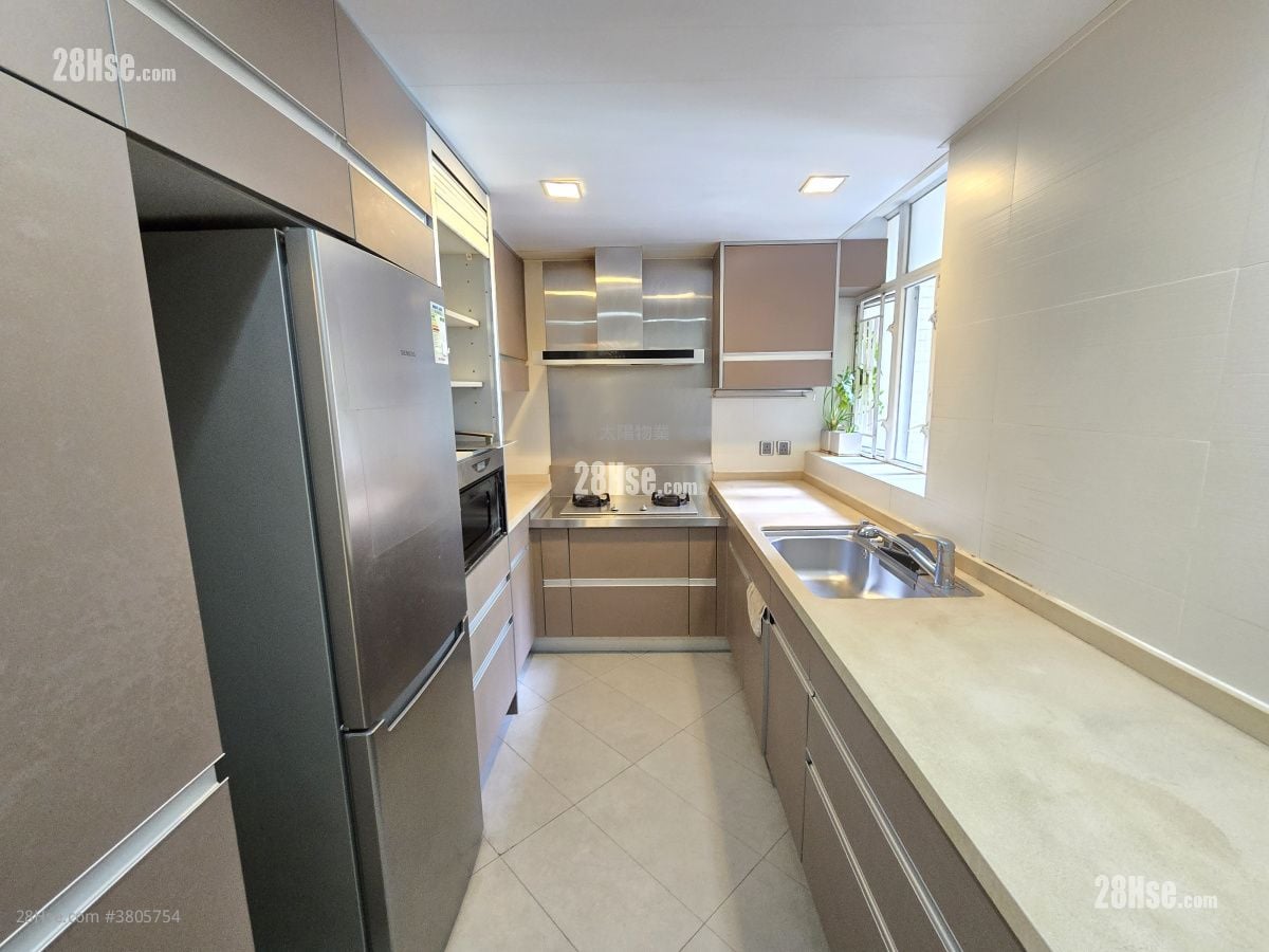 Laguna Verde Sell 4 Bedrooms , 2 Bathrooms 844 ft²