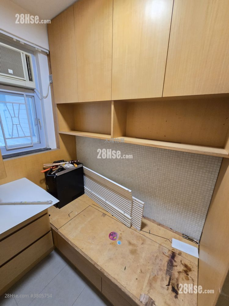 Laguna Verde Sell 4 Bedrooms , 2 Bathrooms 844 ft²