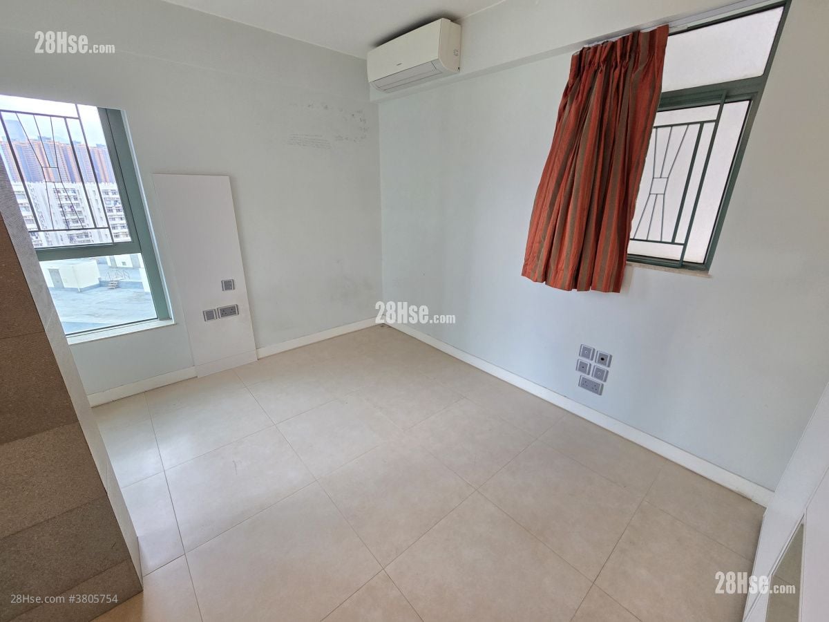 Laguna Verde Sell 4 Bedrooms , 2 Bathrooms 844 ft²