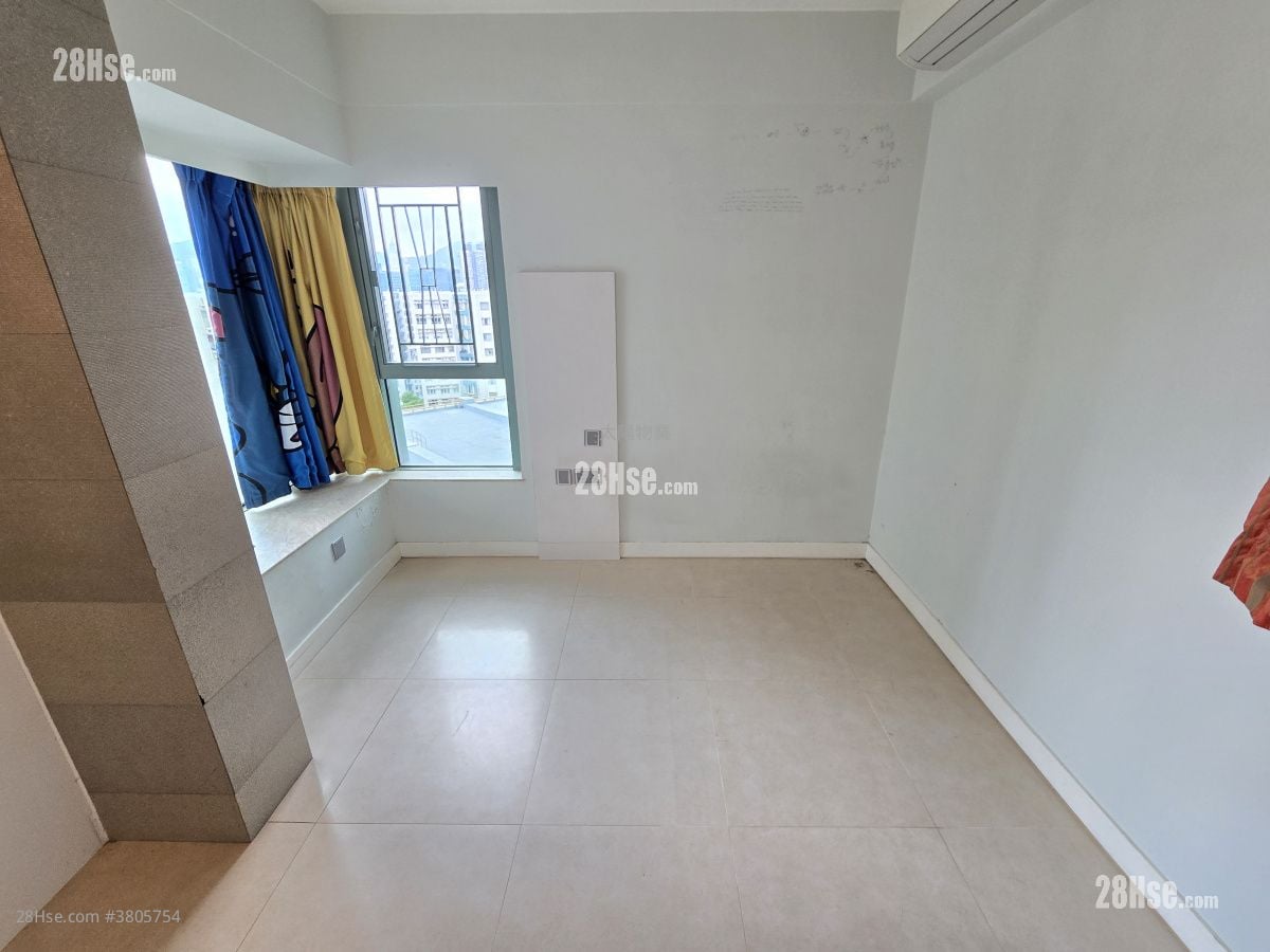 Laguna Verde Sell 4 Bedrooms , 2 Bathrooms 844 ft²