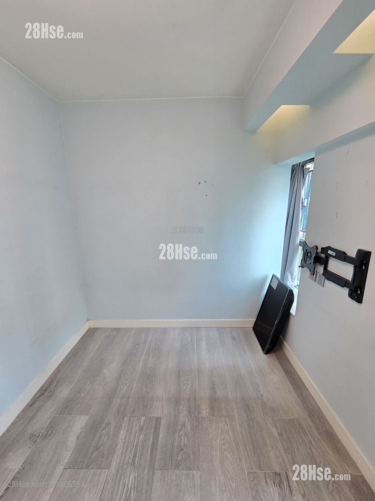 Laguna Verde Sell 4 Bedrooms , 2 Bathrooms 844 ft²