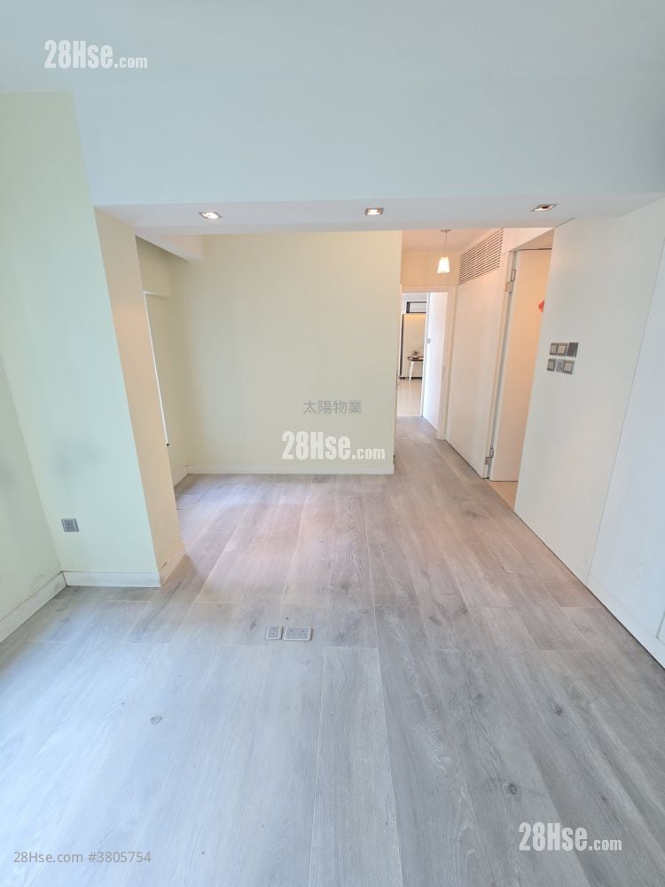 Laguna Verde Sell 4 Bedrooms , 2 Bathrooms 844 ft²