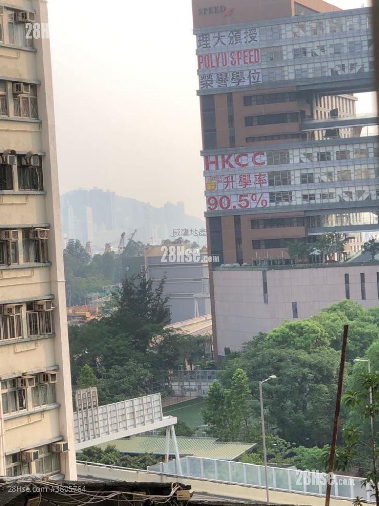 Tung On Court Rental 242 ft²