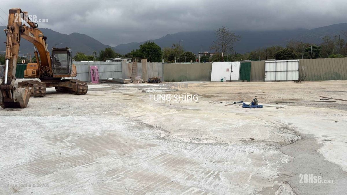 Land Rental 9,000 ft²