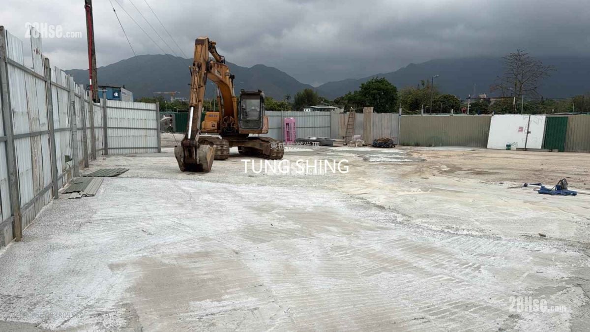 Land Rental 9,000 ft²