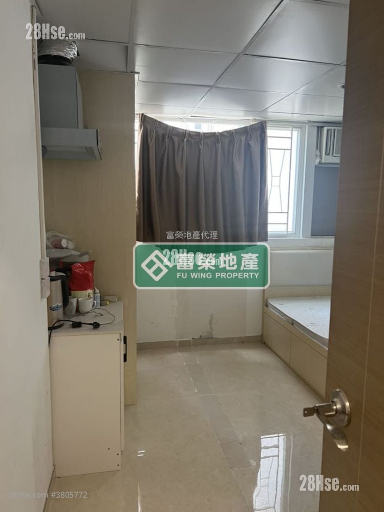 Tak Cheung Building Rental Studio 200 ft²