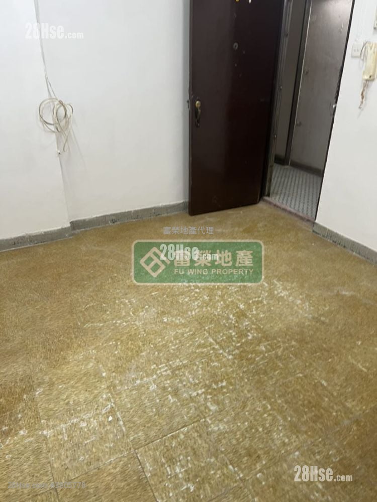 安達大廈 租盤 2 房 , 1 浴室 310 平方呎