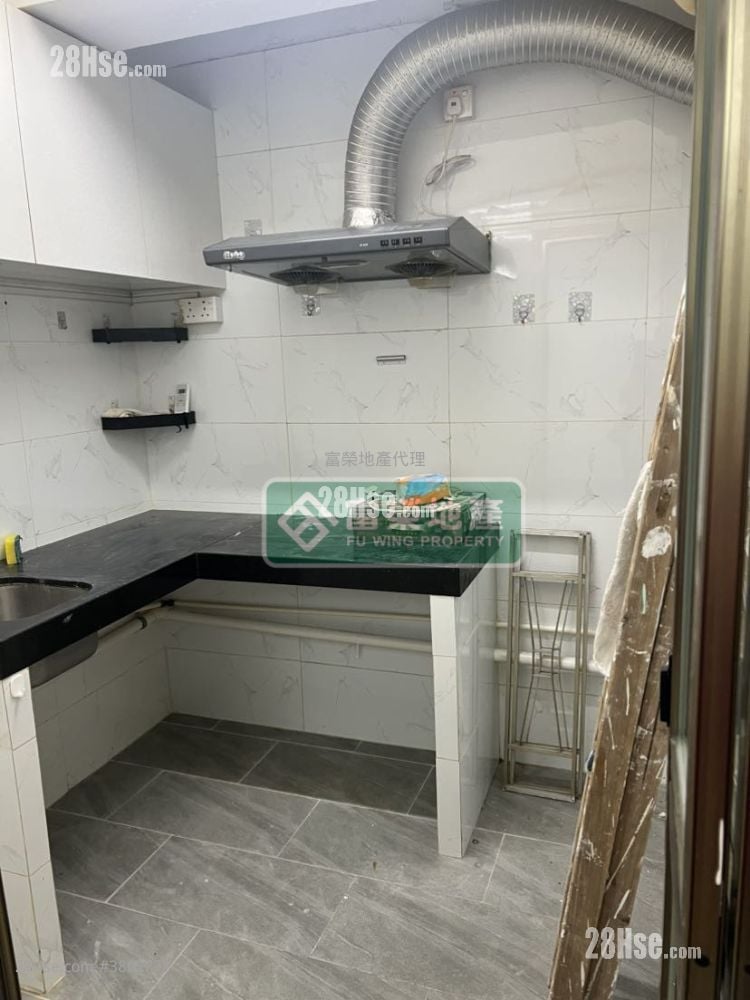 安達大廈 租盤 2 房 , 1 浴室 310 平方呎