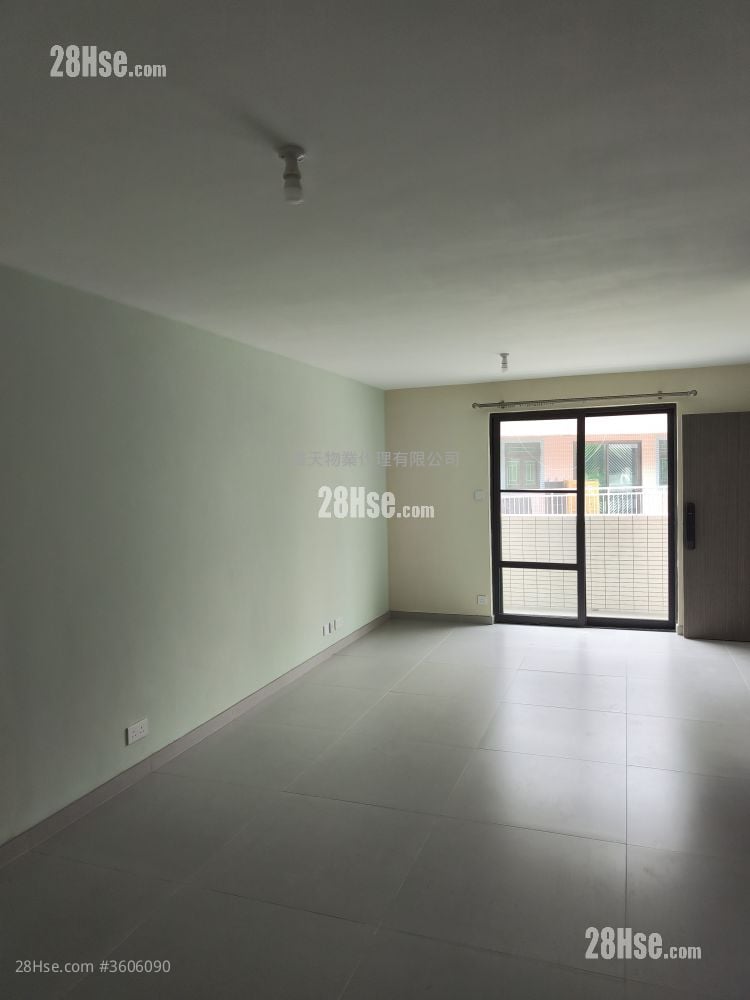 村屋 租盘 3 房 , 1 浴室 630 平方尺