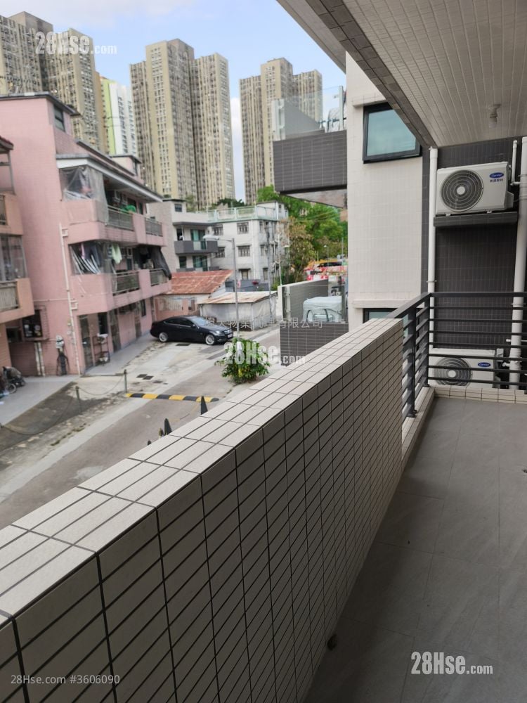 村屋 租盘 3 房 , 1 浴室 630 平方尺