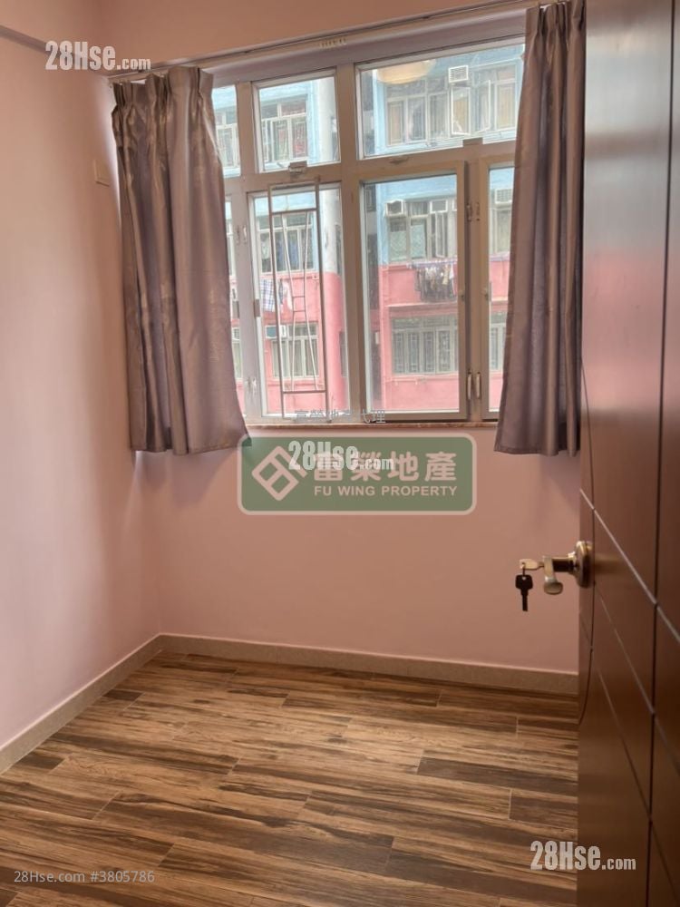 中和楼 租盘 3 房 , 2 浴室 440 平方尺