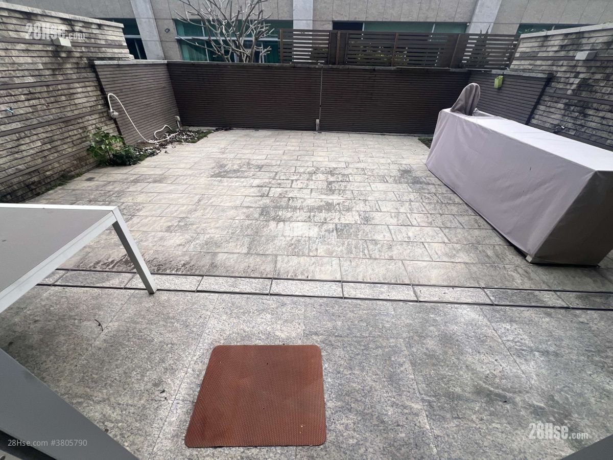 葡萄园 租盘 4 房 , 5+ 浴室 2,150 平方尺