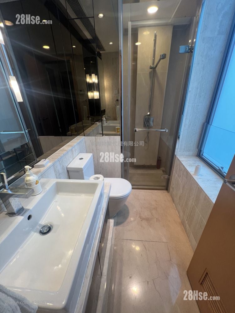 葡萄园 租盘 4 房 , 5+ 浴室 2,150 平方尺