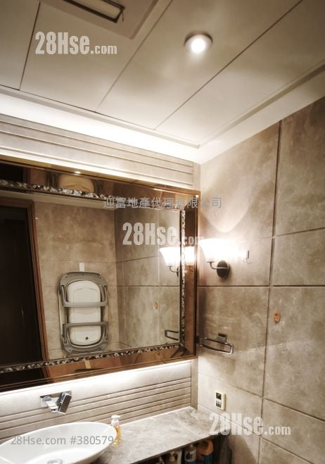 維港星岸 售盤 4 房 1,074 平方呎