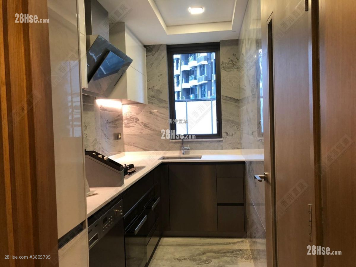 龍譽 租盤 3 房 , 2 浴室 901 平方呎