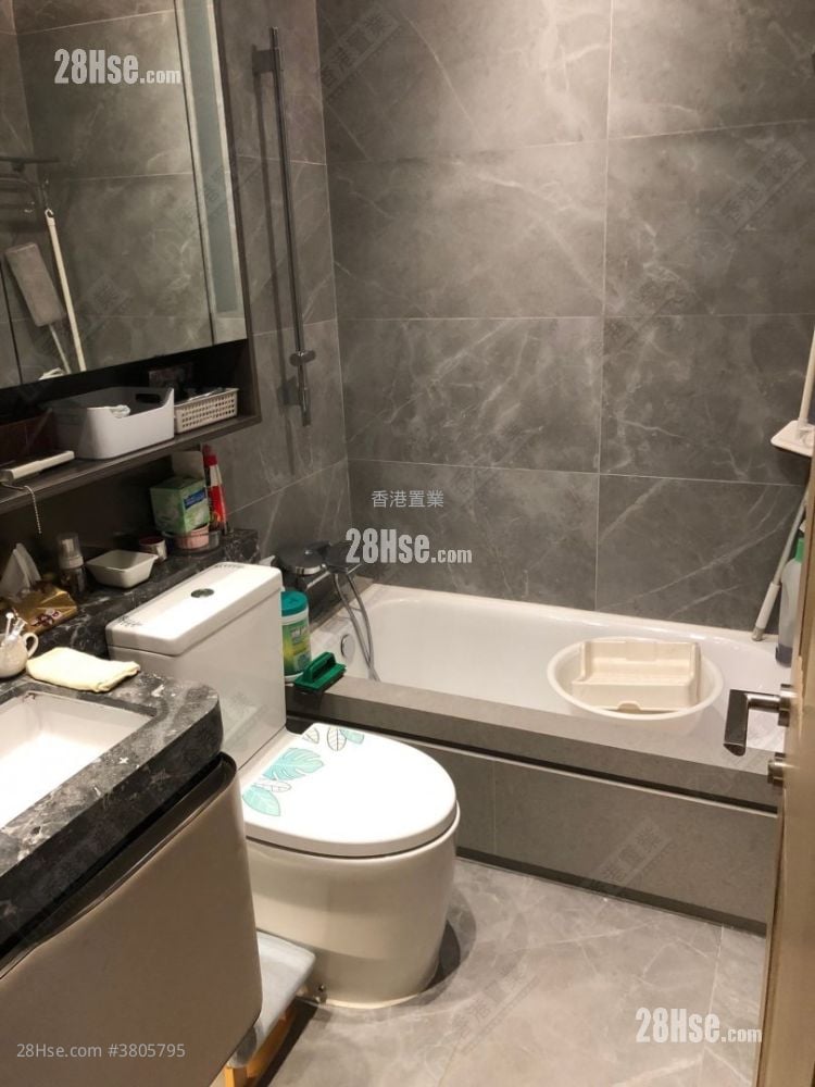 龍譽 租盤 3 房 , 2 浴室 901 平方呎