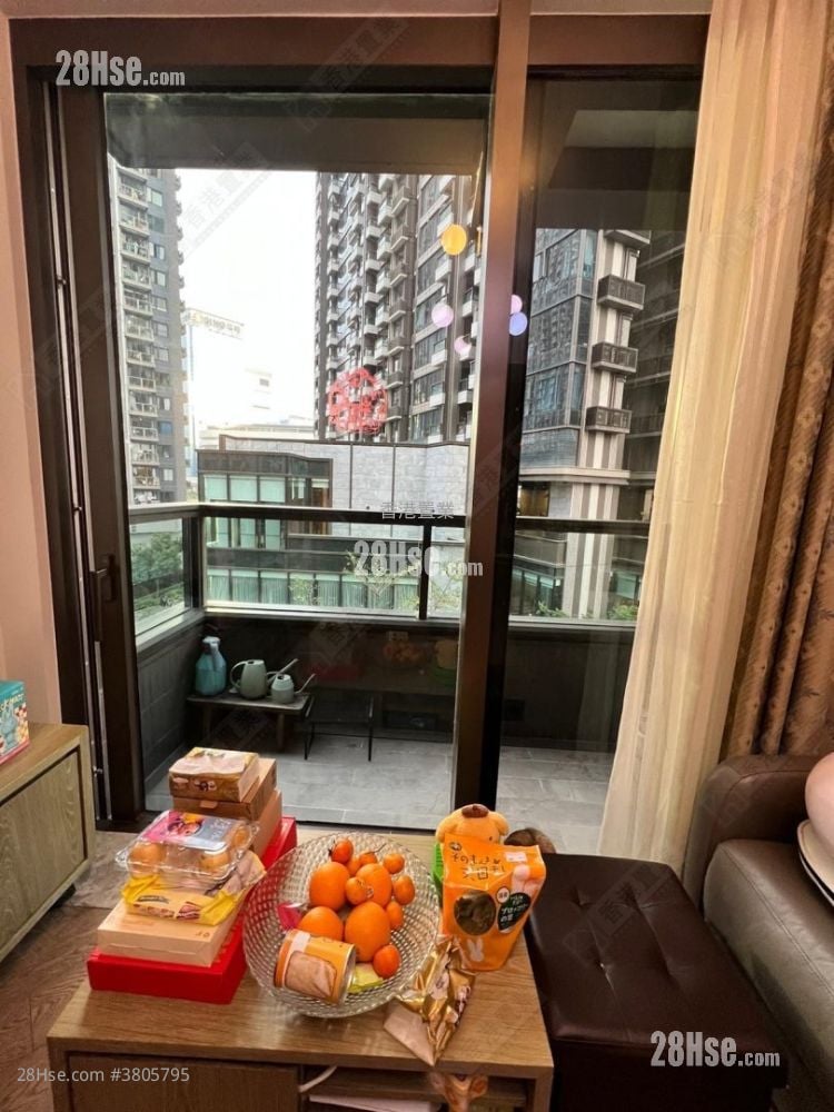 龍譽 租盤 3 房 , 2 浴室 901 平方呎