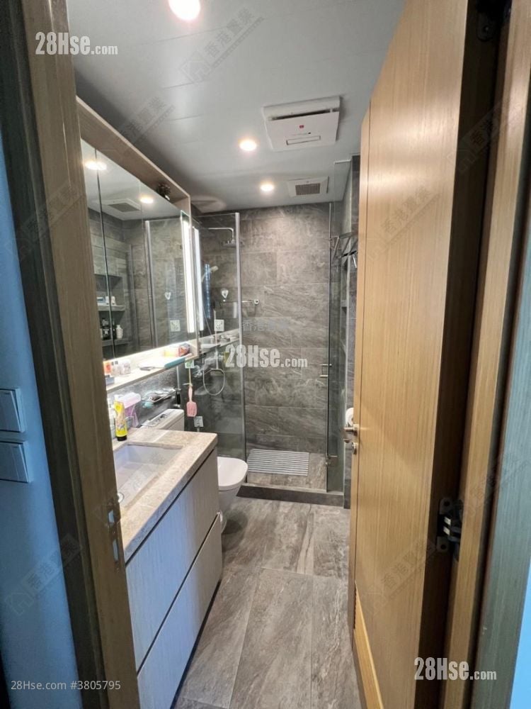 龍譽 租盤 3 房 , 2 浴室 901 平方呎