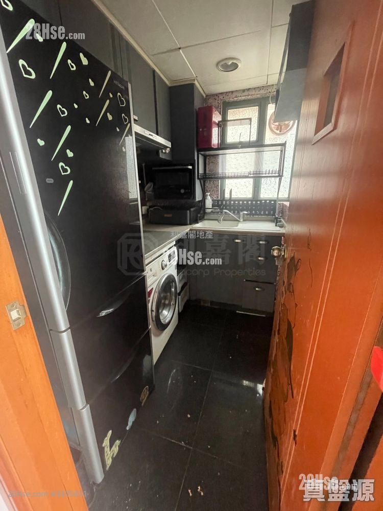 Oceania Heights Sell 2 Bedrooms , 1 Bathroom 457 ft²