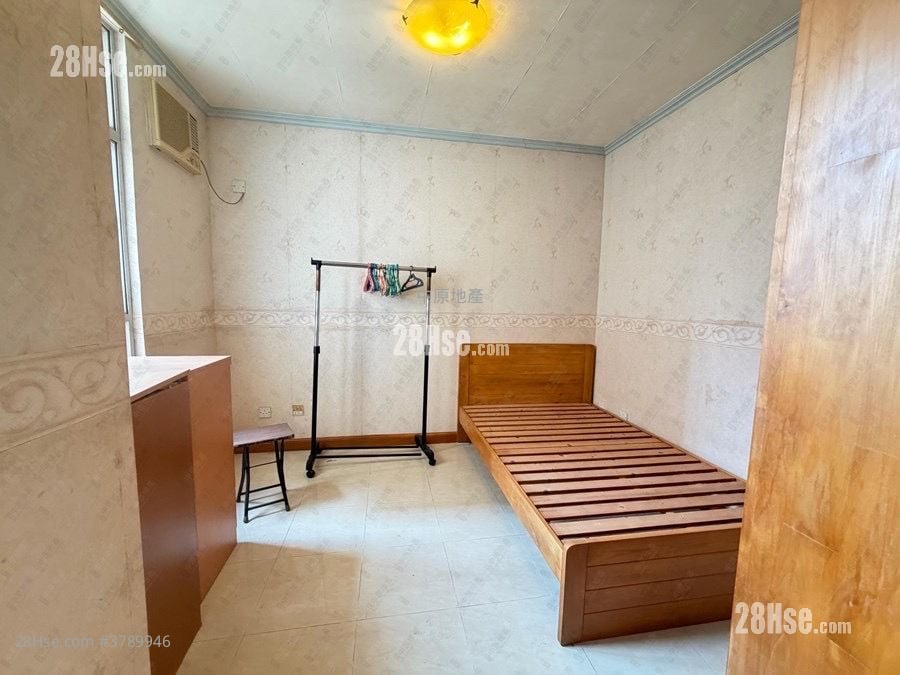 Tin Chung Court Sell 3 Bedrooms 650 ft²