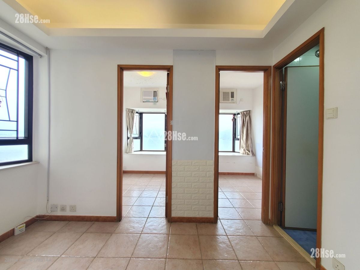 Connaught Garden Rental 2 Bedrooms , 1 Bathroom 340 ft²