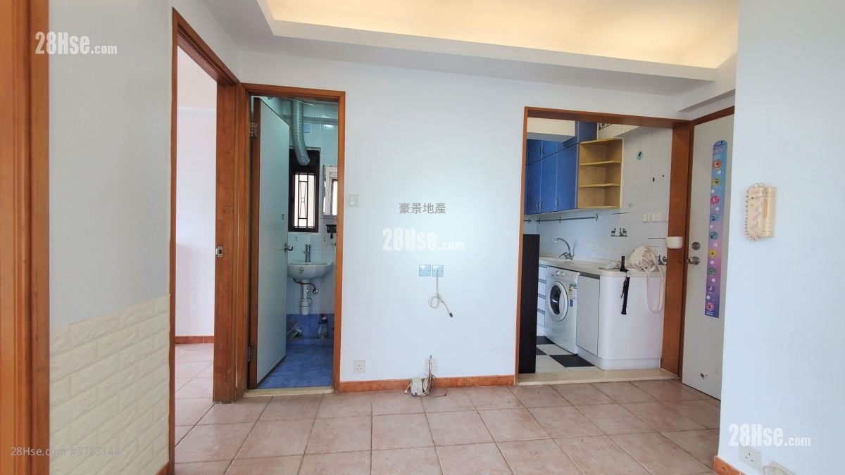 Connaught Garden Rental 2 Bedrooms , 1 Bathroom 340 ft²