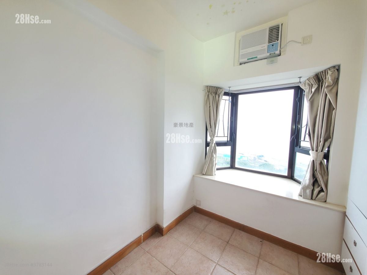 Connaught Garden Rental 2 Bedrooms , 1 Bathroom 340 ft²