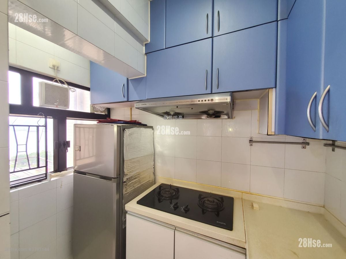 Connaught Garden Rental 2 Bedrooms , 1 Bathroom 340 ft²