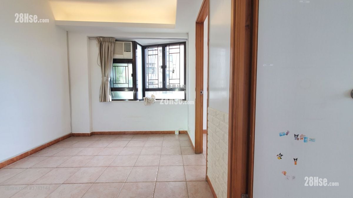 Connaught Garden Rental 2 Bedrooms , 1 Bathroom 340 ft²