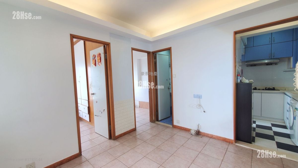 Connaught Garden Rental 2 Bedrooms , 1 Bathroom 340 ft²